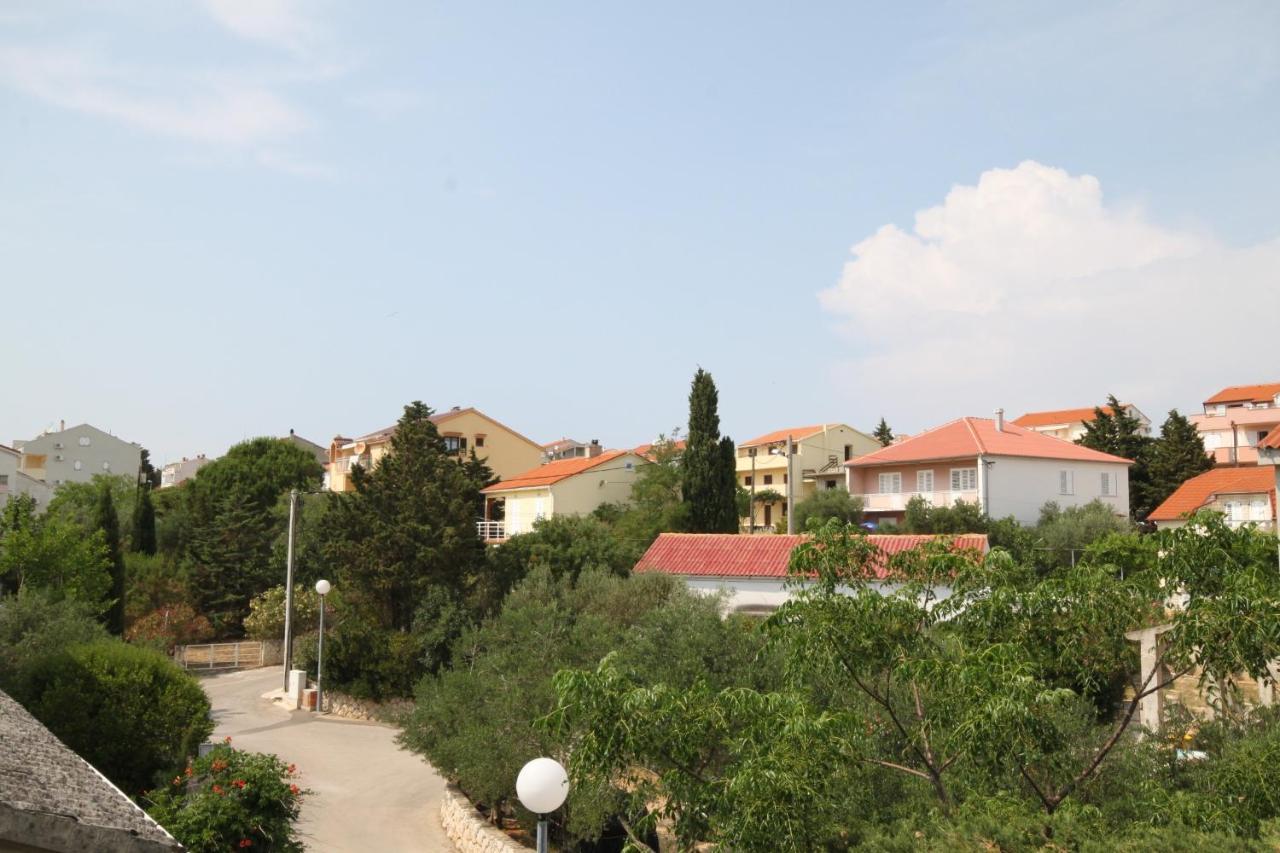 Apartments With A Parking Space Novalja, Pag - 6552 Buitenkant foto