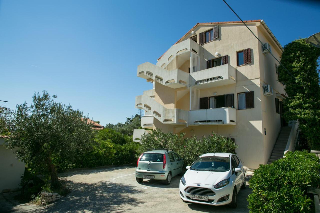 Apartments With A Parking Space Novalja, Pag - 6552 Buitenkant foto